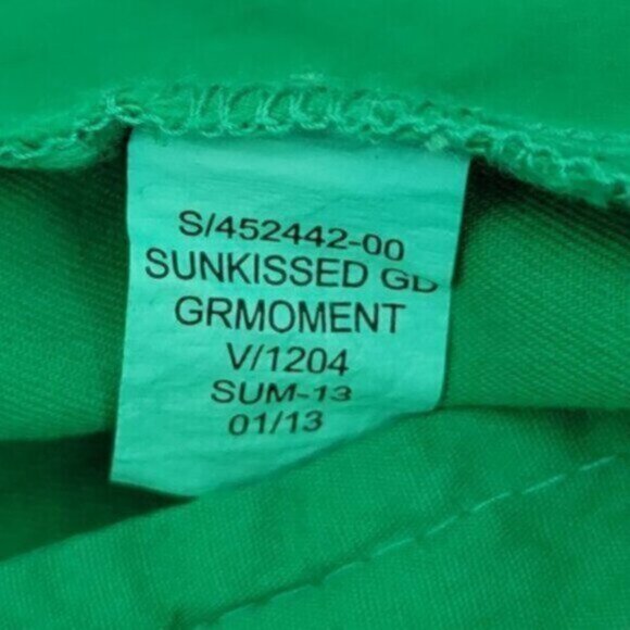 New GAP Kahki Shorts Sunkissed Bright Green Khaki Women's Size 2 NWT - Picture 6 of 8